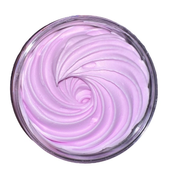 NEW, AMINNAH My Iced Gems Raspberry Vanilla Whipped Boob Butter Lotion, 8 oz - Picture 3 of 6